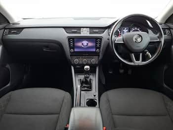 Used Skoda Octavia 2019 for sale - 79700498: Photo