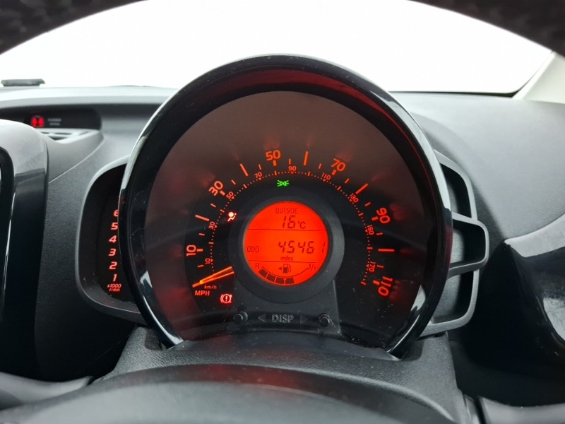 Used Toyota AYGO 2017 for sale - 76483969: Photo 10