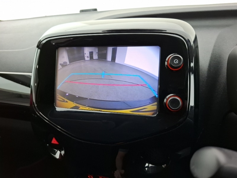 Used Toyota AYGO 2017 for sale - 76483969: Photo 11