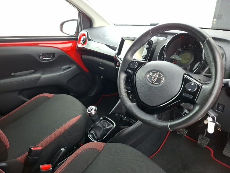 Used Toyota AYGO 2017 for sale - 76483969: Photo 12