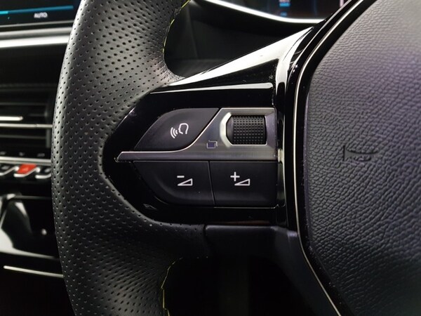 Used Peugeot 208 2022 for sale - 76199403: Photo 14