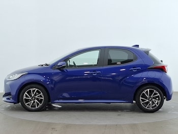 Used Toyota Yaris 2023 for sale - 78567636: Photo