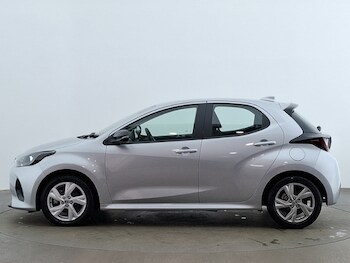 Used Mazda Mazda2 HYBRID 2024 for sale - 77265023: Photo