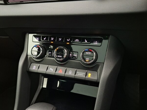 Used Skoda Karoq 2024 for sale - 76238323: Photo 17