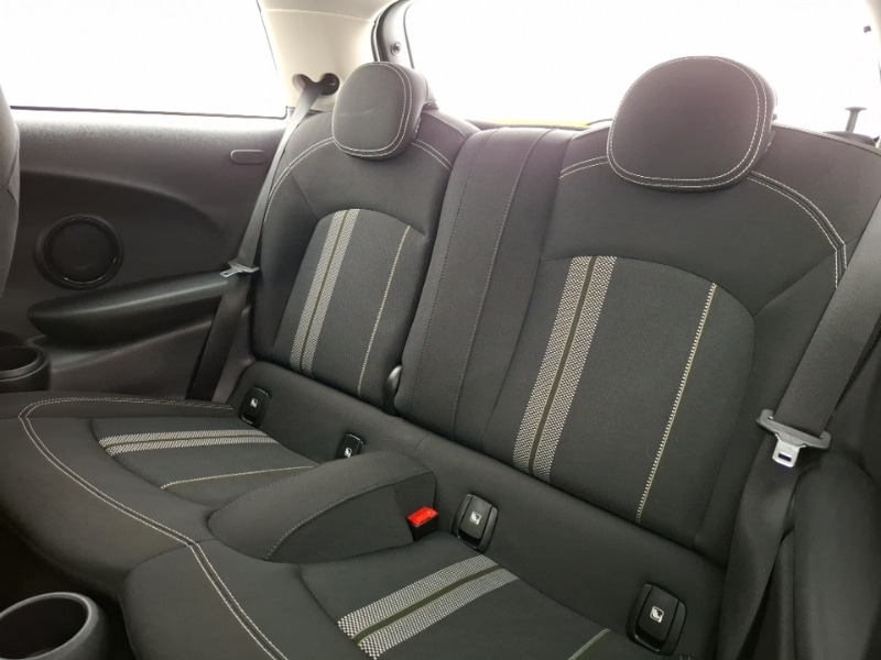 Used MINI Hatch 2021 for sale - 76431600: Photo 6