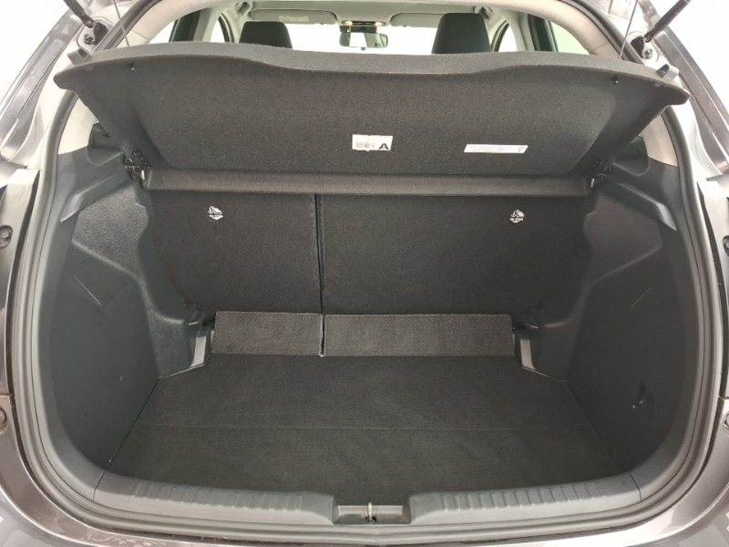 Used Toyota Yaris 2021 for sale - 76414354: Photo 8