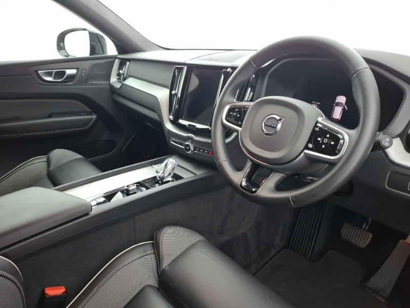 Used Volvo XC60 2024 for sale - 77197401: Photo 12