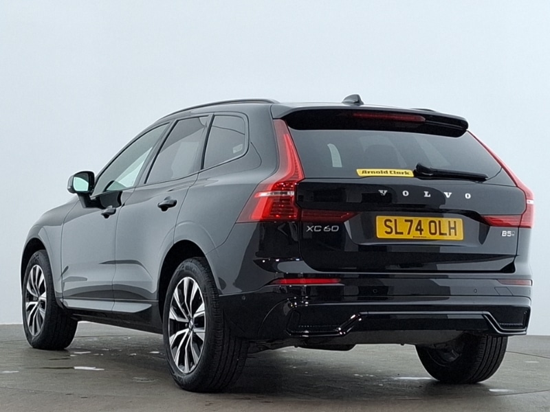 Used Volvo XC60 2024 for sale - 77197401: Photo 3