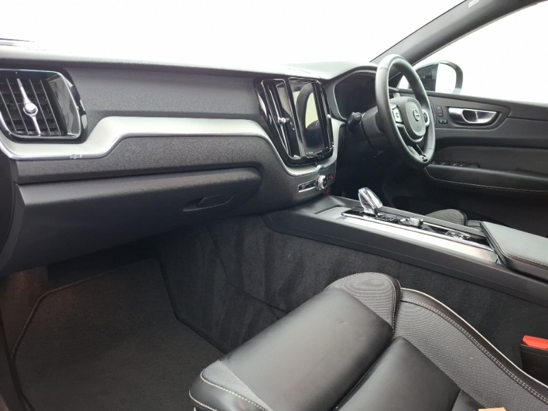 Used Volvo XC60 2024 for sale - 77197401: Photo 5