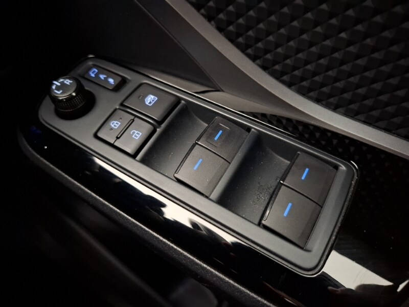 Used Toyota C-HR 2022 for sale - 77832163: Photo 19