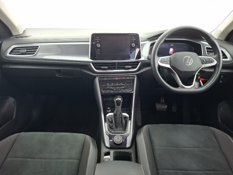 Used Volkswagen T-Roc 2023 for sale - 78169499: Photo 2