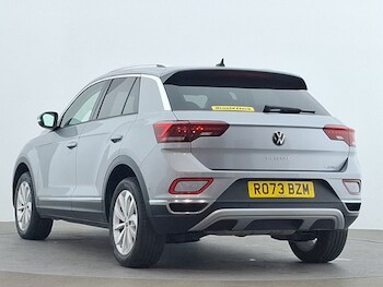 Used Volkswagen T-Roc 2023 for sale - 78169499: Photo