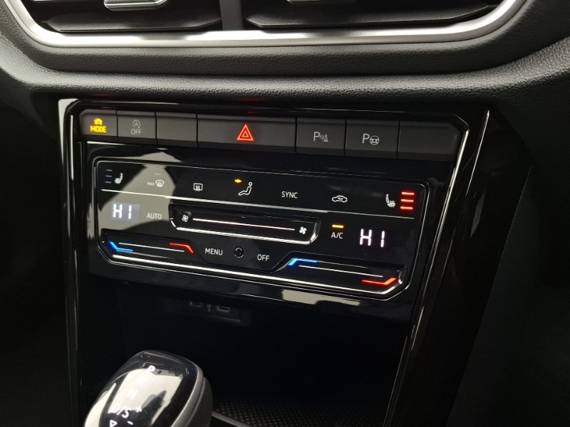 Used Volkswagen T-Roc 2025 for sale - 77149899: Photo 16