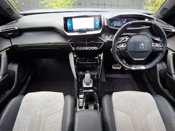 Used Peugeot 2008 2021 for sale - 78369032: Photo