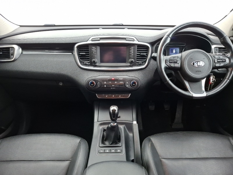 Used Kia Sorento 2017 for sale - 76815776: Photo 2