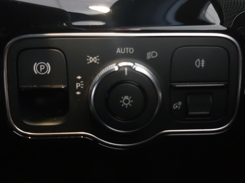 Used Mercedes-Benz A-Class 2019 for sale - 76506634: Photo 17