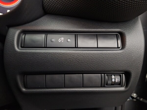 Used Nissan Juke 2024 for sale - 75018279: Photo 19