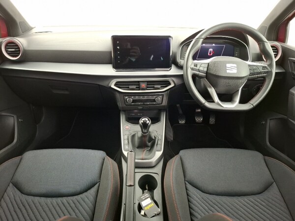 Used SEAT Arona 2024 for sale - 76294021: Photo 2