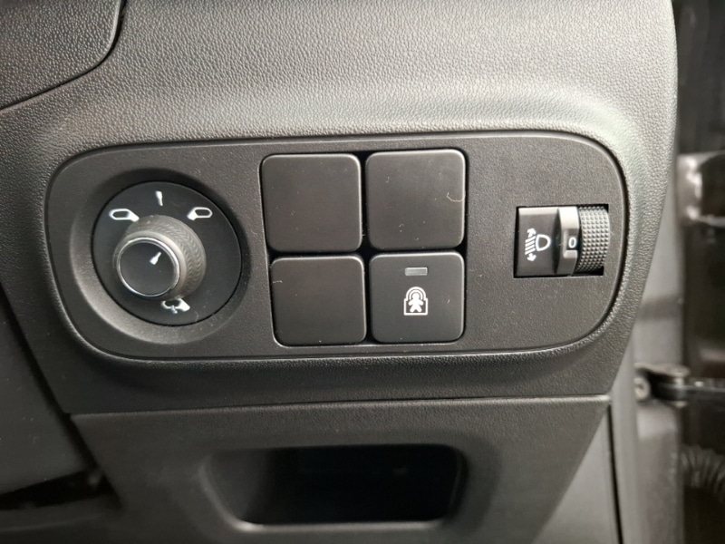 Used Citroen C3 2023 for sale - 76301805: Photo 17