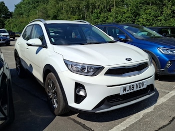 Used Kia Stonic 2018 for sale - 79025399: Photo