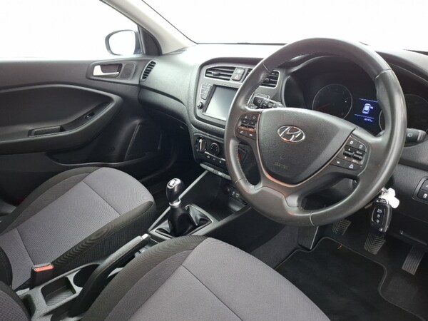 Used Hyundai i20 2019 for sale - 76221358: Photo 12