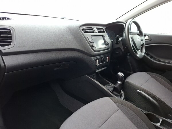 Used Hyundai i20 2019 for sale - 76221358: Photo 5