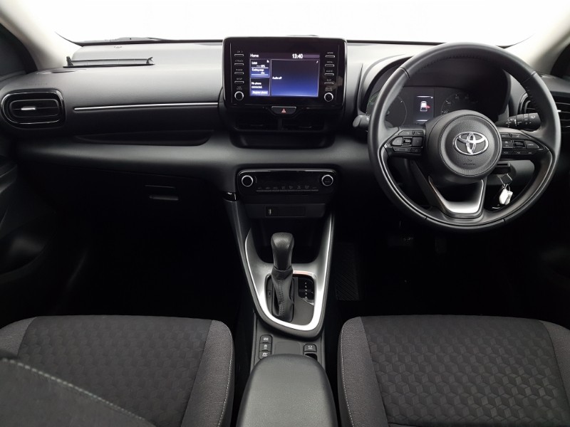 Used Toyota Yaris 2022 for sale - 76116522: Photo 2