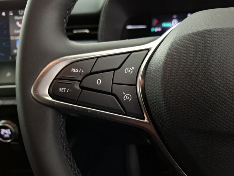 Used Renault Clio 2025 for sale - 77453879: Photo 14