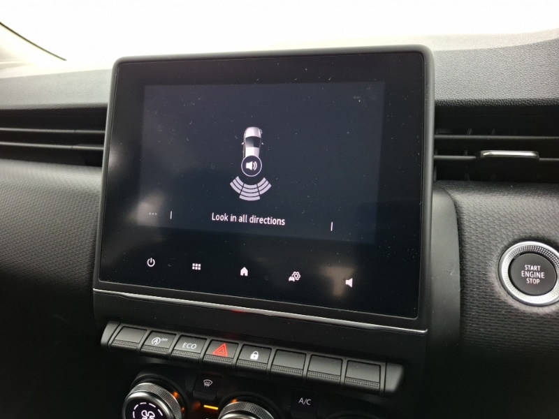 Used Renault Clio 2023 for sale - 76815771: Photo 11