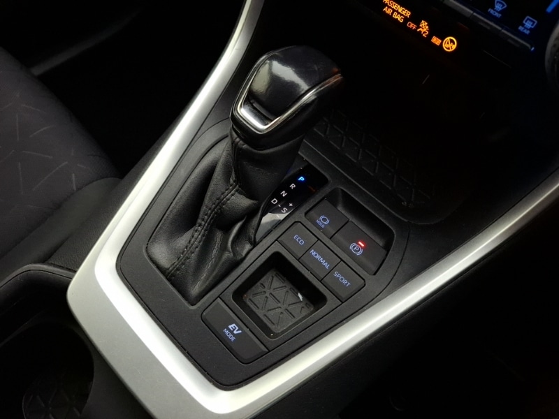 Used Toyota RAV4 2020 for sale - 76543358: Photo 13