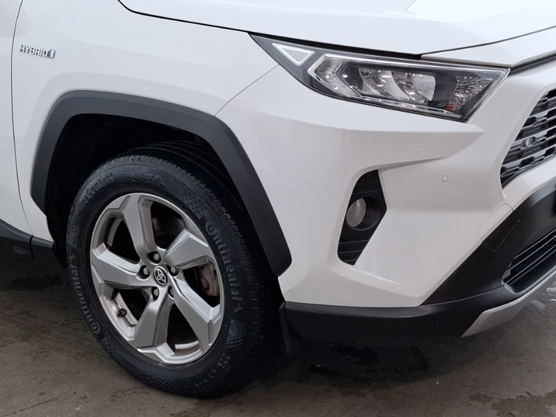 Used Toyota RAV4 2020 for sale - 76543358: Photo 9