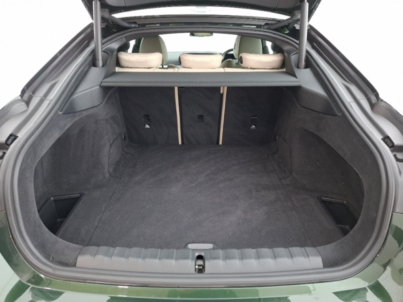 Used BMW i4 2023 for sale - 76893534: Photo 8