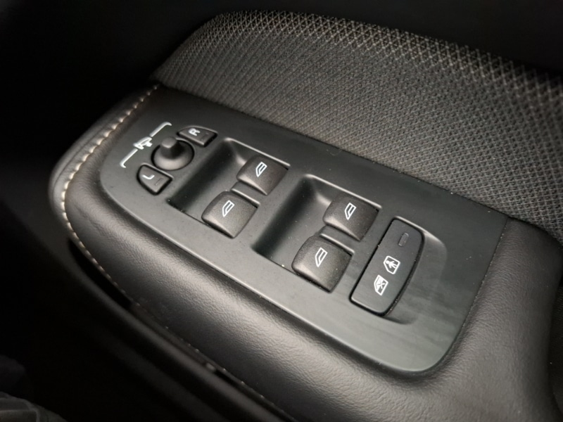 Used Volvo XC60 2024 for sale - 77168950: Photo 19