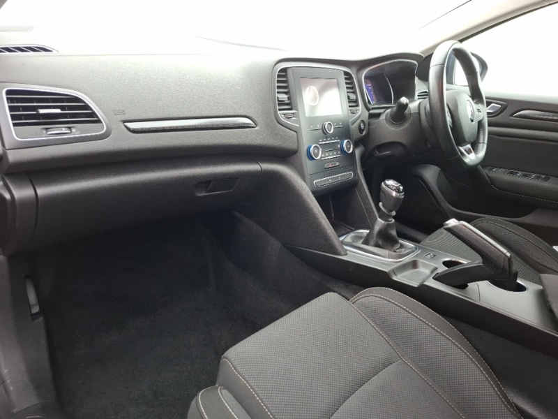 Used Renault Megane 2020 for sale - 77000008: Photo 5