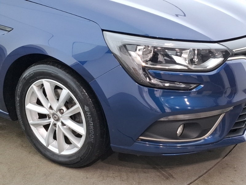 Used Renault Megane 2020 for sale - 77000008: Photo 9