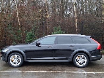 Used Volvo V90 2017 for sale - 77786698: Photo