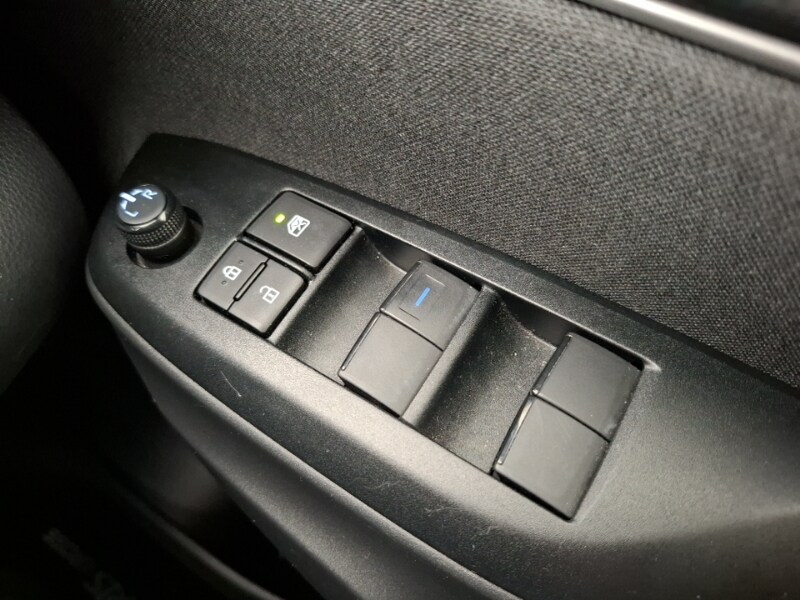 Used Toyota Yaris Cross 2023 for sale - 76208155: Photo 18