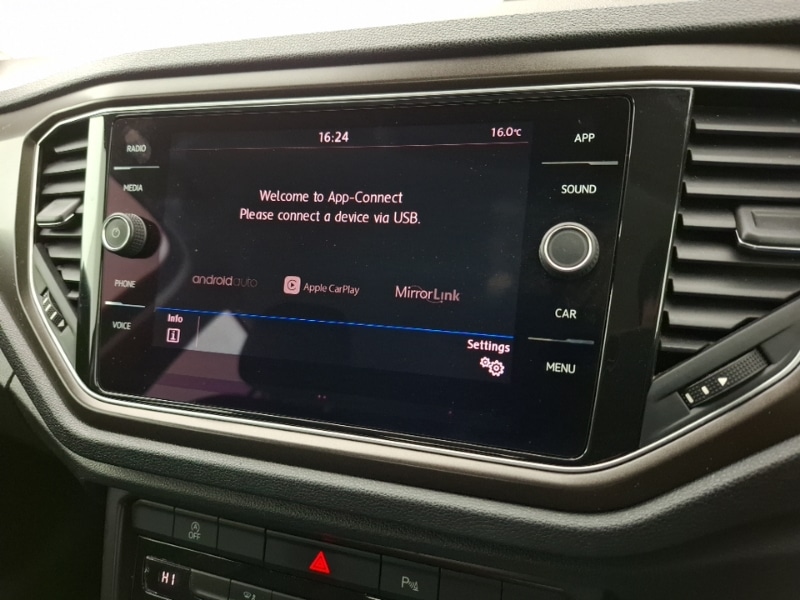 Used Volkswagen T-Roc 2018 for sale - 77982200: Photo 18