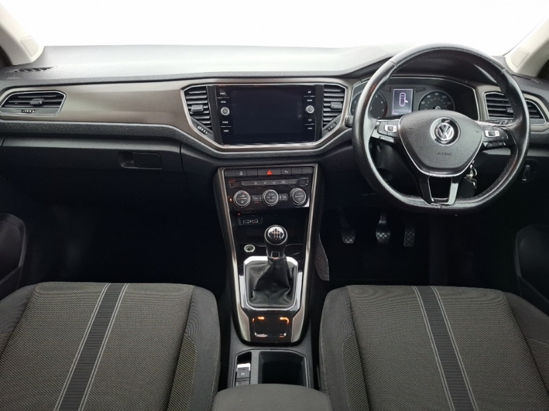 Used Volkswagen T-Roc 2018 for sale - 77982200: Photo 2