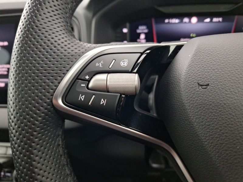 Used Skoda Karoq 2024 for sale - 78113527: Photo 14