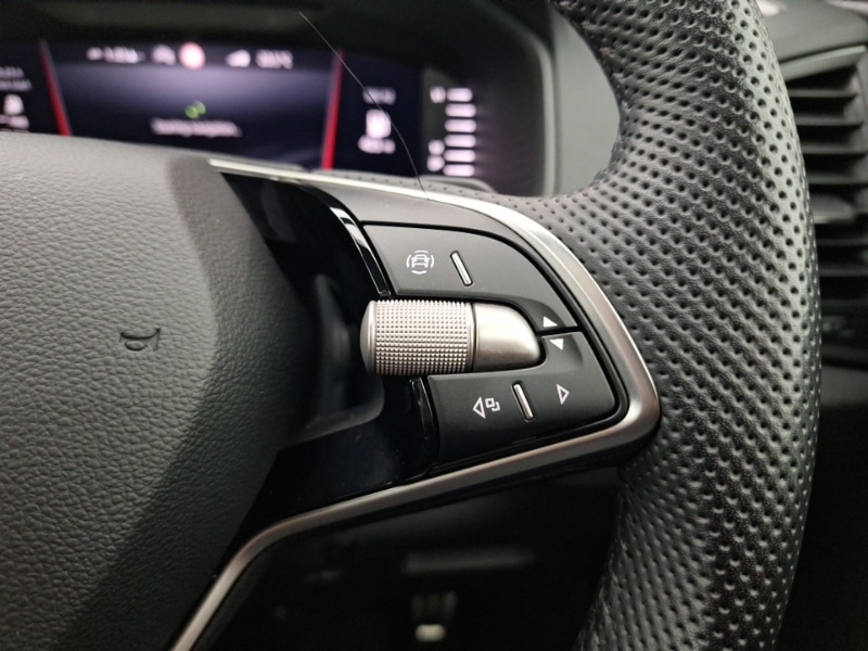 Used Skoda Karoq 2024 for sale - 78113527: Photo 15