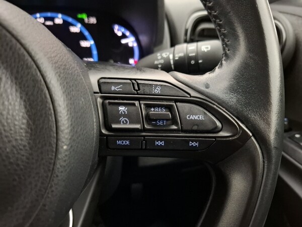 Used Toyota Yaris Cross 2022 for sale - 76237984: Photo 15