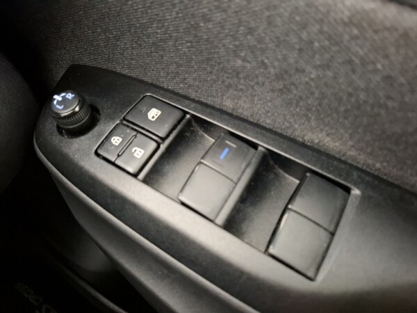 Used Toyota Yaris Cross 2022 for sale - 76237984: Photo 18