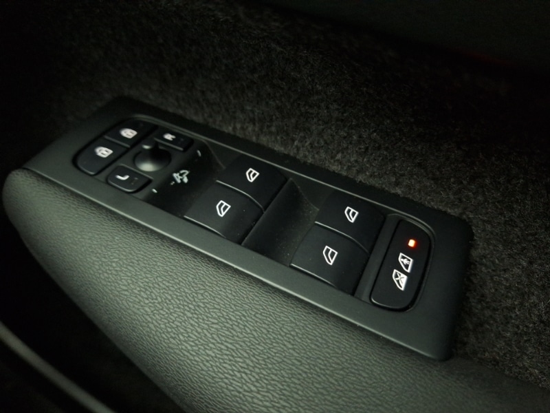 Used Volvo XC40 2024 for sale - 76683409: Photo 19