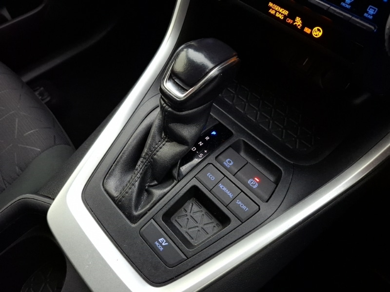 Used Toyota RAV4 2020 for sale - 76717926: Photo 13