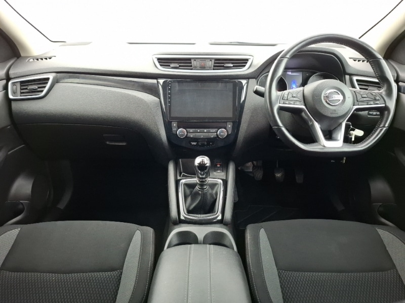 Used Nissan Qashqai 2018 for sale - 77846811: Photo 2