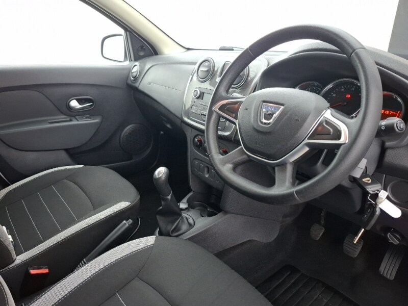 Used Dacia Sandero Stepway 2018 for sale - 76959036: Photo 12