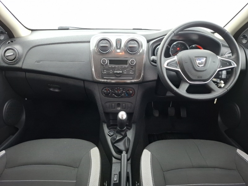 Used Dacia Sandero Stepway 2018 for sale - 76959036: Photo 2