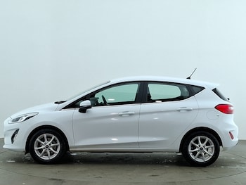 Used Ford Fiesta 2018 for sale - 77070150: Photo