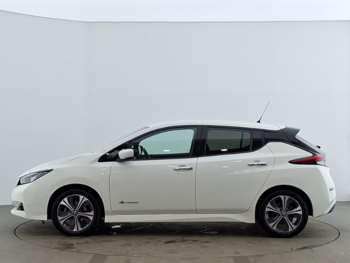 Used Nissan Leaf 2020 for sale - 74892199: Photo